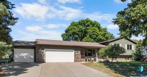 4000 36th St, Sioux Falls, SD, 57103 | Card Image