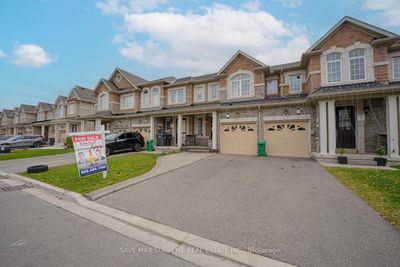 35 Hogan Manor Dr, House attached with 3 bedrooms, 4 bathrooms and 3 parking in Brampton ON | Image 3