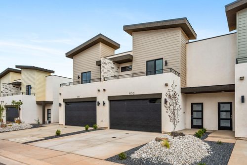 61-4124 S Baywood Dr, Washington, UT, 84780-3651 | Card Image