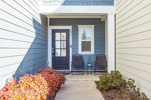 221 Kinsale Dr, Spring Hill, TN, 37174-1188 | Card Image