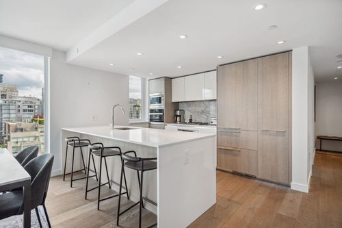 2002-1111 Richards St, Vancouver, BC, V6B0S3 | Card Image