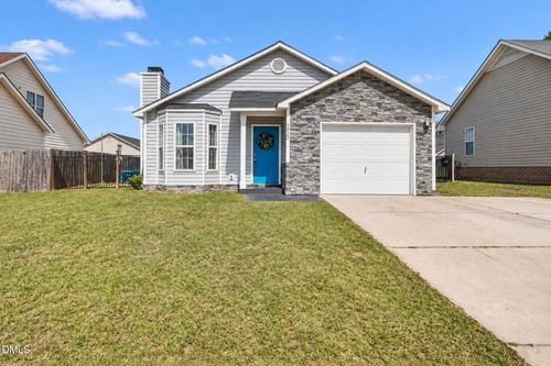 3922 Crusader Dr, Hope Mills, NC, 28348-9004 | Card Image