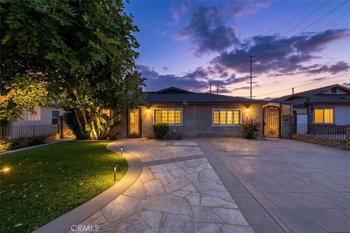 5563 N Fleetwell Ave, Azusa, CA, 91702-5321 | Card Image