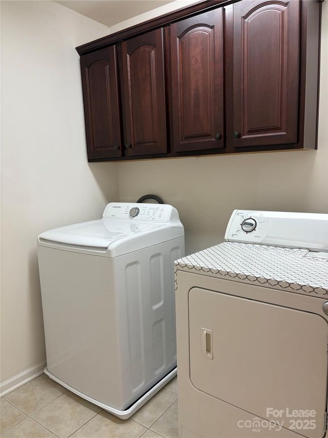 Laundry | Image 15