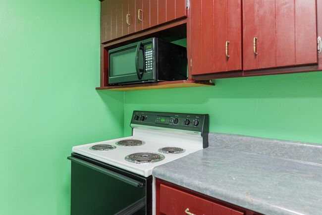 5209 Sequani Cir, House other with 3 bedrooms, 1 bathrooms and null parking in Lake Park GA | Image 12