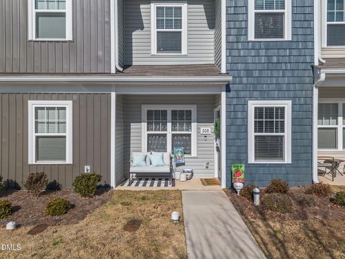 208 Chandler Ct, Sanford, NC, 27330-7449 | Card Image