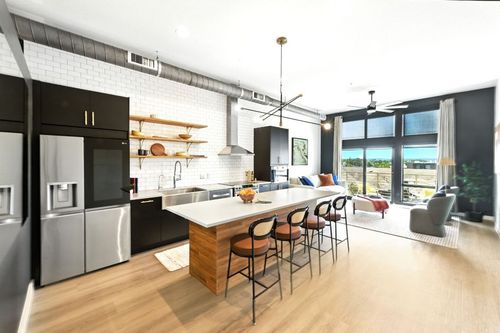 unit-418-2124 E 6th St, Austin, TX, 78702-3569 | Card Image