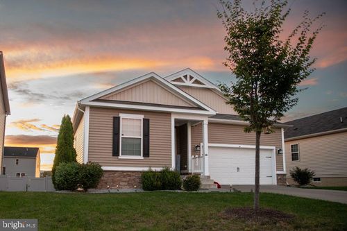 147 Westchester Dr, STEPHENS CITY, VA, 22655-5351 | Card Image