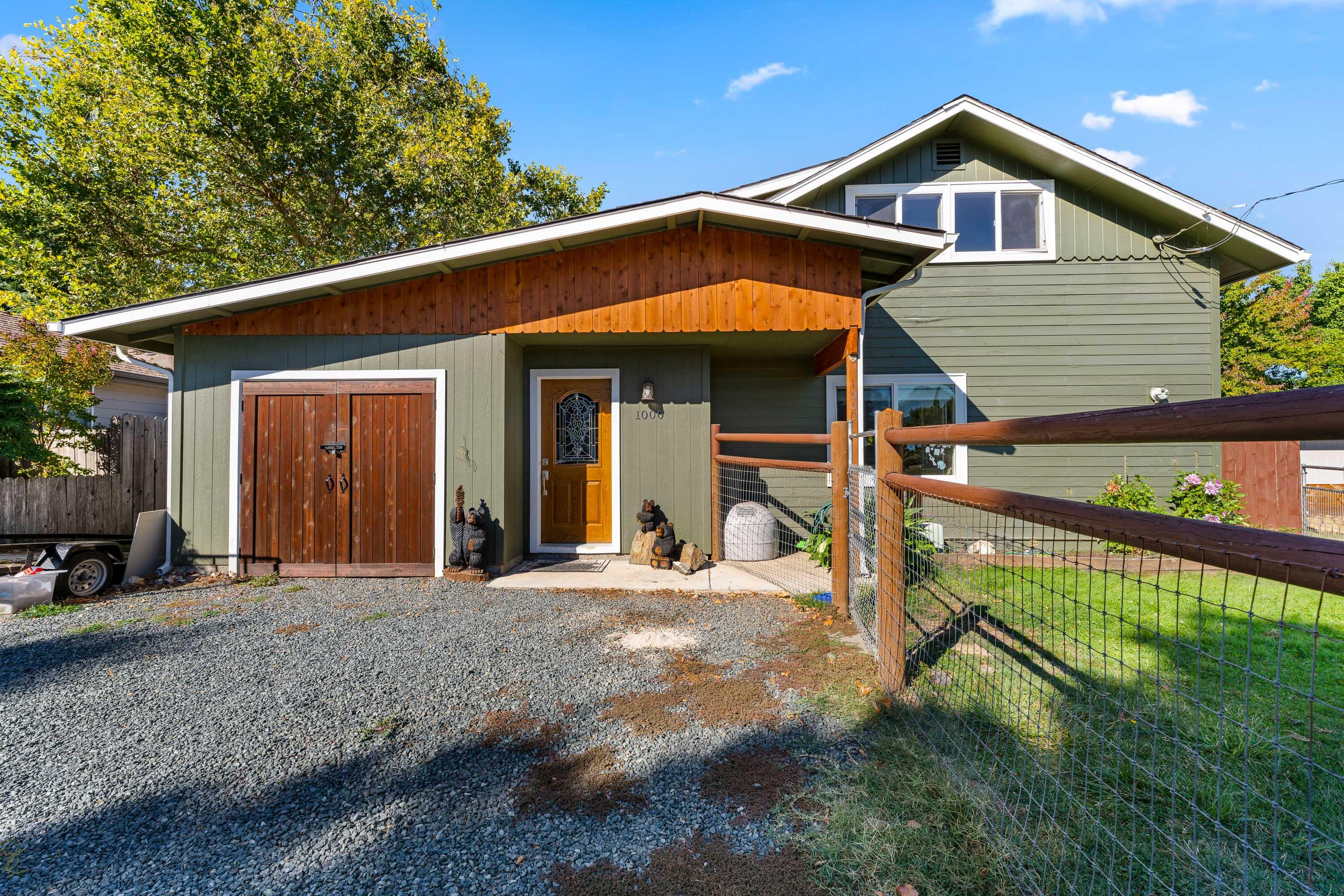 Doneen Ln, Grants Pass, OR 97526