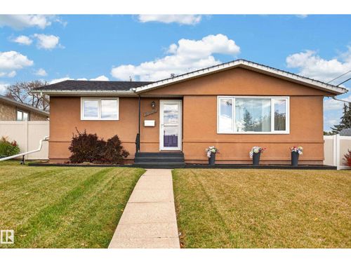 9108 132a Ave Nw, Edmonton, AB, T5E1B5 | Card Image