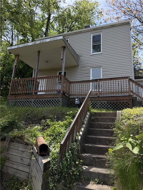 66 Transvaal Ave, Pittsburgh, PA, 15212-1017 | Card Image