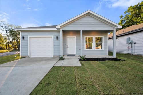 1217 E 6th Ave, Corsicana, TX, 75110-5639 | Card Image