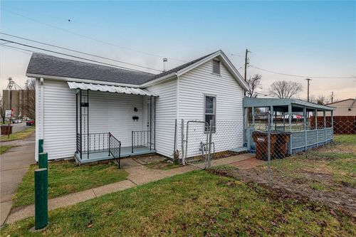 453 Walnut St, Xenia, OH, 45385-5049 | Card Image