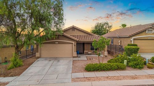 10911 S Lake Gambusi Dr, Vail, AZ, 85641-2506 | Card Image