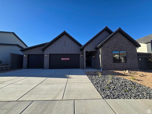 229-1952 S Wolverine Way, Washington, UT, 84780-3774 | Card Image