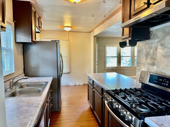 1020 Temple Ave, House other with 2 bedrooms, 1 bathrooms and 2 parking in Santa Rosa CA | Image 7
