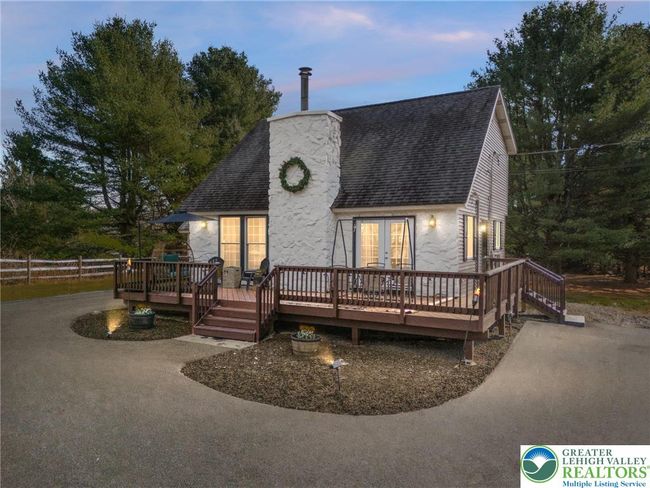 64 Autumn Ln, House other with 3 bedrooms, 2 bathrooms and null parking in Jim Thorpe PA | Image 45