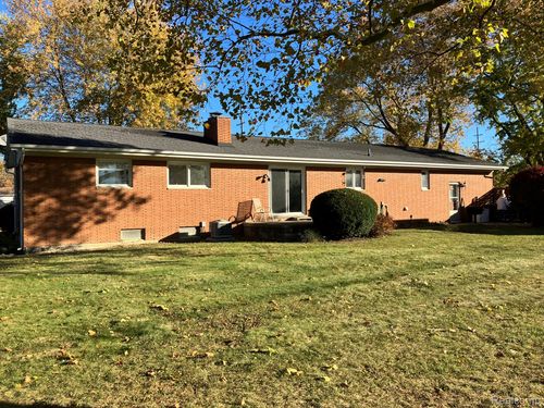 3335 W Water St, Port Huron, MI, 48060-2454 | Card Image