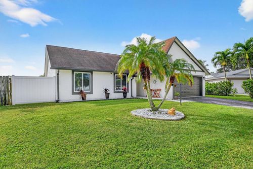 3618 Valley Way, West Palm Beach, FL, 33406-4951 | Card Image