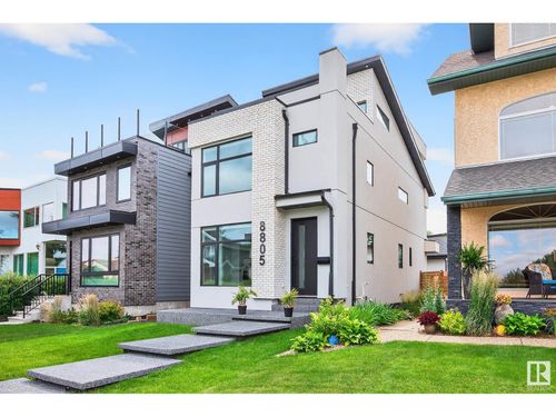 8805 Strathearn Dr Nw, Edmonton, AB, T6C4C8 | Card Image