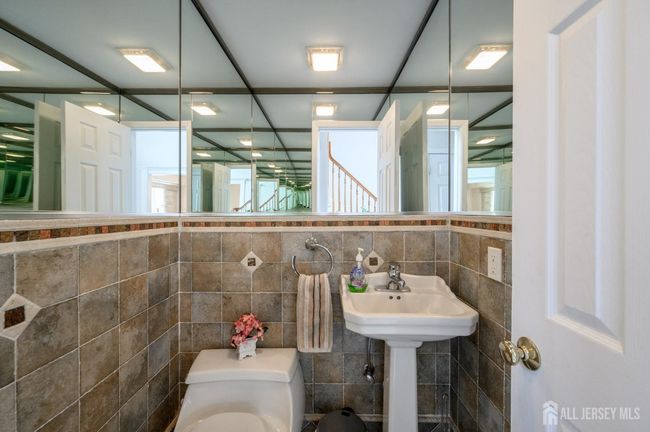 751 S Middlesex Ave, House other with 5 bedrooms, 6 bathrooms and null parking in Colonia NJ | Image 16