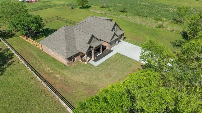 16946 Ditmars Rd, House other with 4 bedrooms, 3 bathrooms and null parking in Prairie Grove AR | Image 6