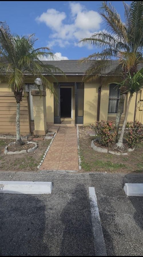 128 Creekside Way, ORLANDO, FL, 32824-9001 | Card Image