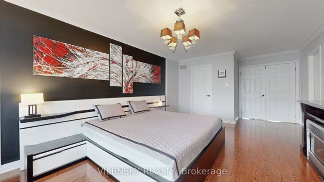 66 Littleriver Crt, House attached with 5 bedrooms, 4 bathrooms and 3 parking in Vaughan ON | Image 16