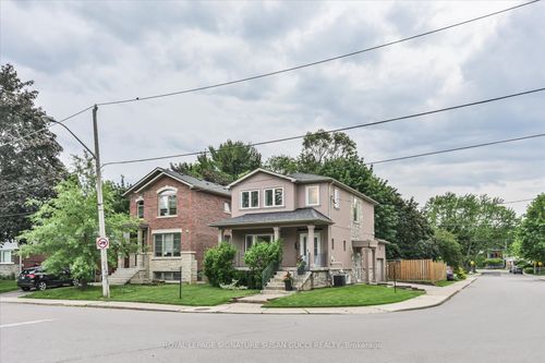 122 Cedarcrest Blvd, East York, ON, M4B2P3 | Card Image