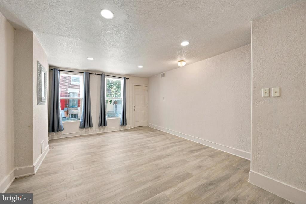Residential in PHILADELPHIA 5
