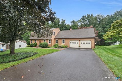 190 Valley View Rd, Manchester, CT, 06040-6944 | Card Image