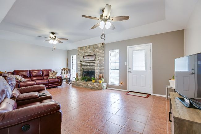 Living Area | Image 5
