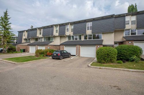 352 Brae Glen Road Sw, Calgary, AB, T2W1B6 | Card Image