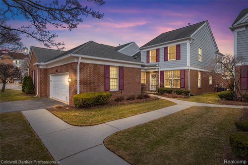 10002 Harbor Place Dr, Saint Clair Shores, MI, 48080-1518 | Card Image