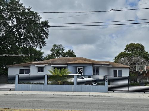1-106 Se 4th Ave, Hialeah, FL, 33010-5322 | Card Image