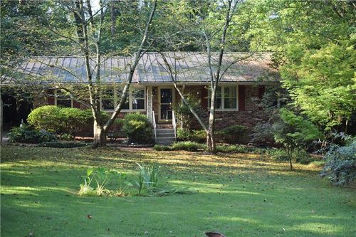 2535 Melinda Dr Ne, Atlanta, GA, 30345-1918 | Card Image