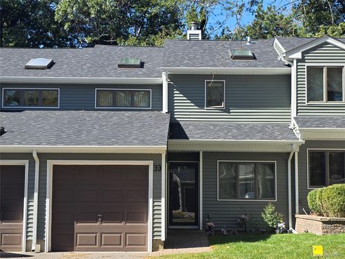 33 Jeremy Circle, Smithtown, NY, 11767 | Card Image