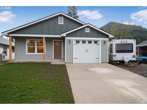 48382 Roaring Rapids Way, Oakridge, OR, 97463-8501 | Card Image