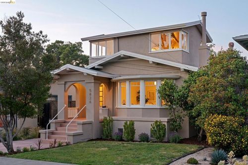 5826 Virmar Ave, Oakland, CA, 94618 | Card Image