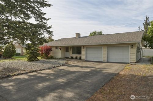 309 W Walnut St, Waterville, WA, 98858-5812 | Card Image