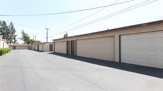 1723 Appleton Way, Condo with 2 bedrooms, 2 bathrooms and 2 parking in Pomona CA | Image 25