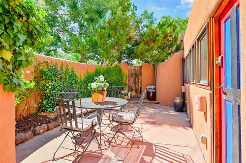 apt-4-632 Old Santa Fe Trl, Santa Fe, NM, 87505-0379 | Card Image