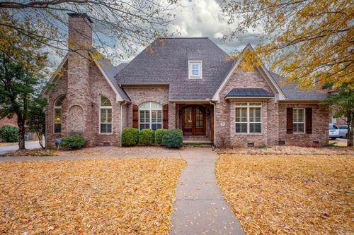 26 Courts Dr, Little Rock, AR, 72223-9021 | Card Image