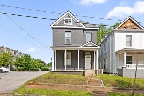 809 Fairview Ave, Chattanooga, TN, 37403-2713 | Card Image