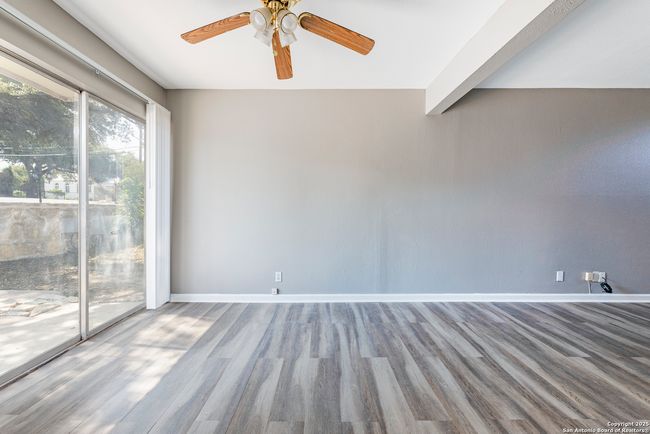 APT-101 - 100 Lorenz Rd, Townhouse with 2 bedrooms, 3 bathrooms and null parking in San Antonio TX | Image 11