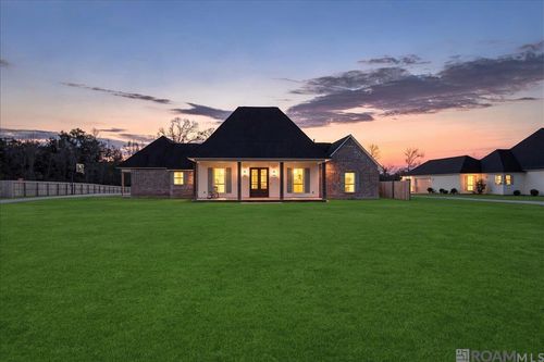 22364 La Highway 42, Livingston, LA, 70754-4204 | Card Image