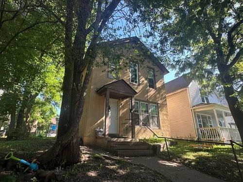 929 6th St E, Saint Paul, MN, 55106-4503 | Card Image
