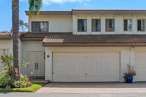 19 Vista Encanta, San Clemente, CA, 92672-3126 | Card Image
