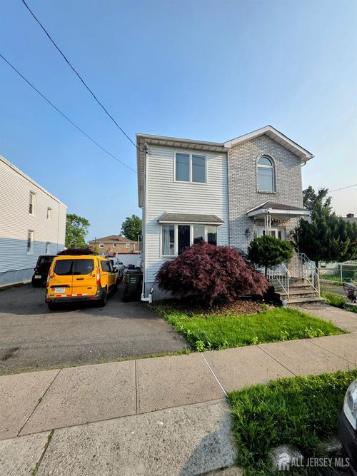 126 Holly St, Port Reading, NJ, 07064-1008 | Card Image