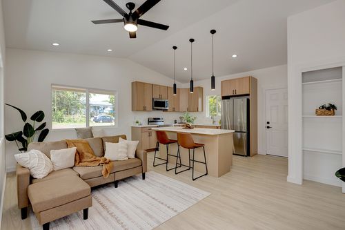 16-2033 Paradise Cir, KURTISTOWN, HI, 96760 | Card Image
